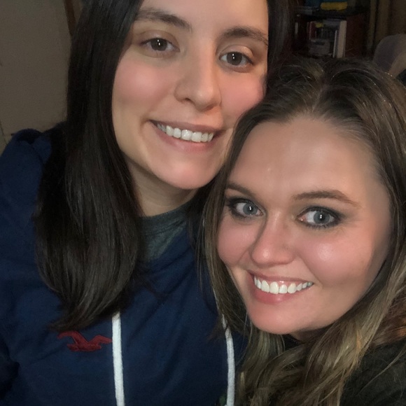 Meet your Posher, Misty - Picture 3 of 16